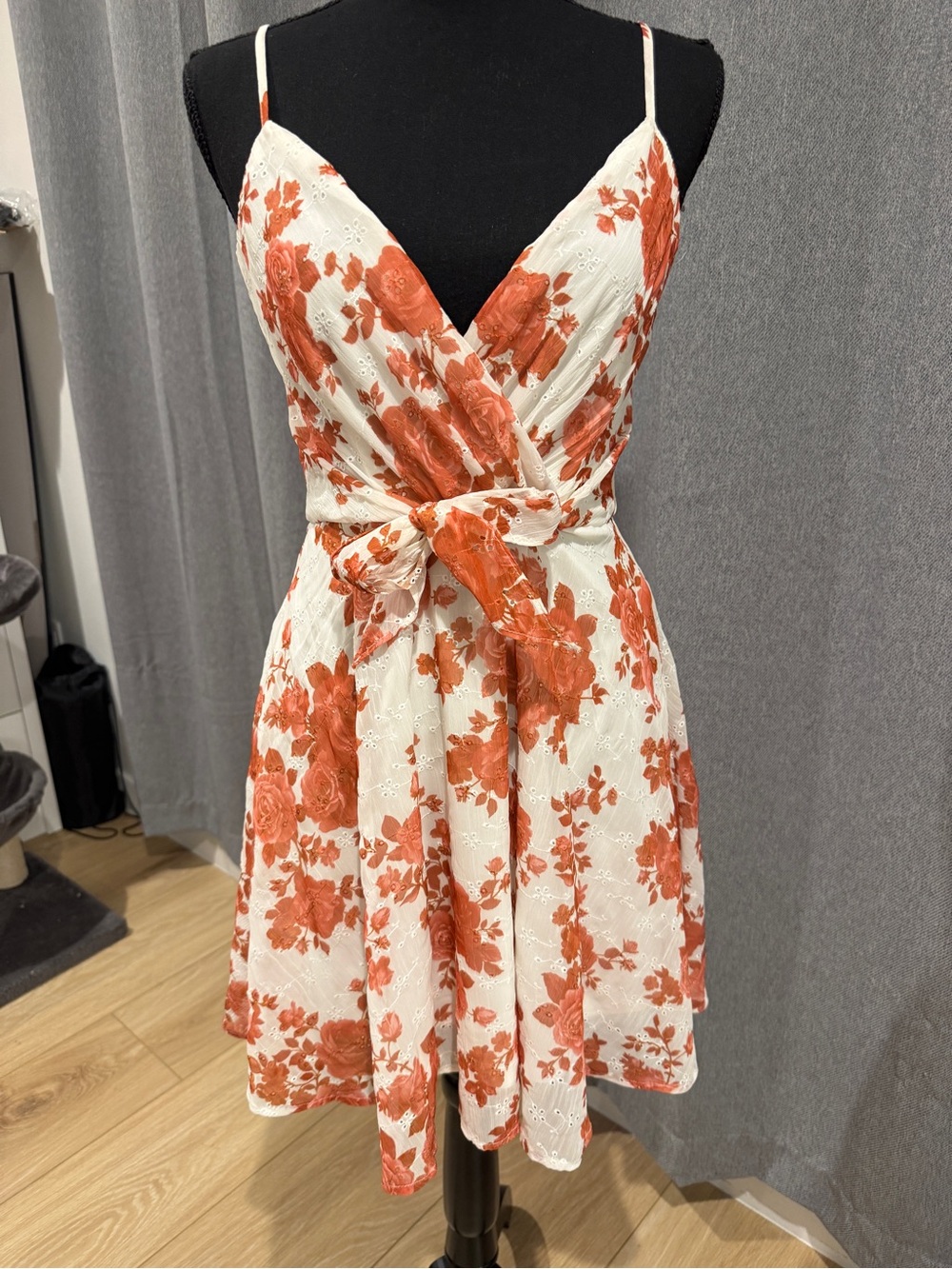 NWT - Floral Tie-Front Sundress in Rust on Cream - Size Small